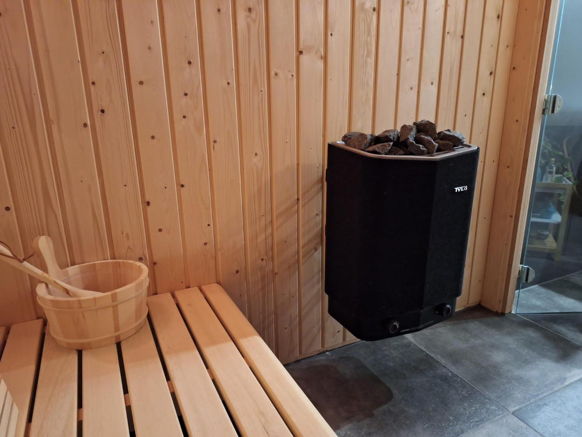 Loft De Hooizolder Met Sauna Bij Te Boeken Gees エクステリア 写真
