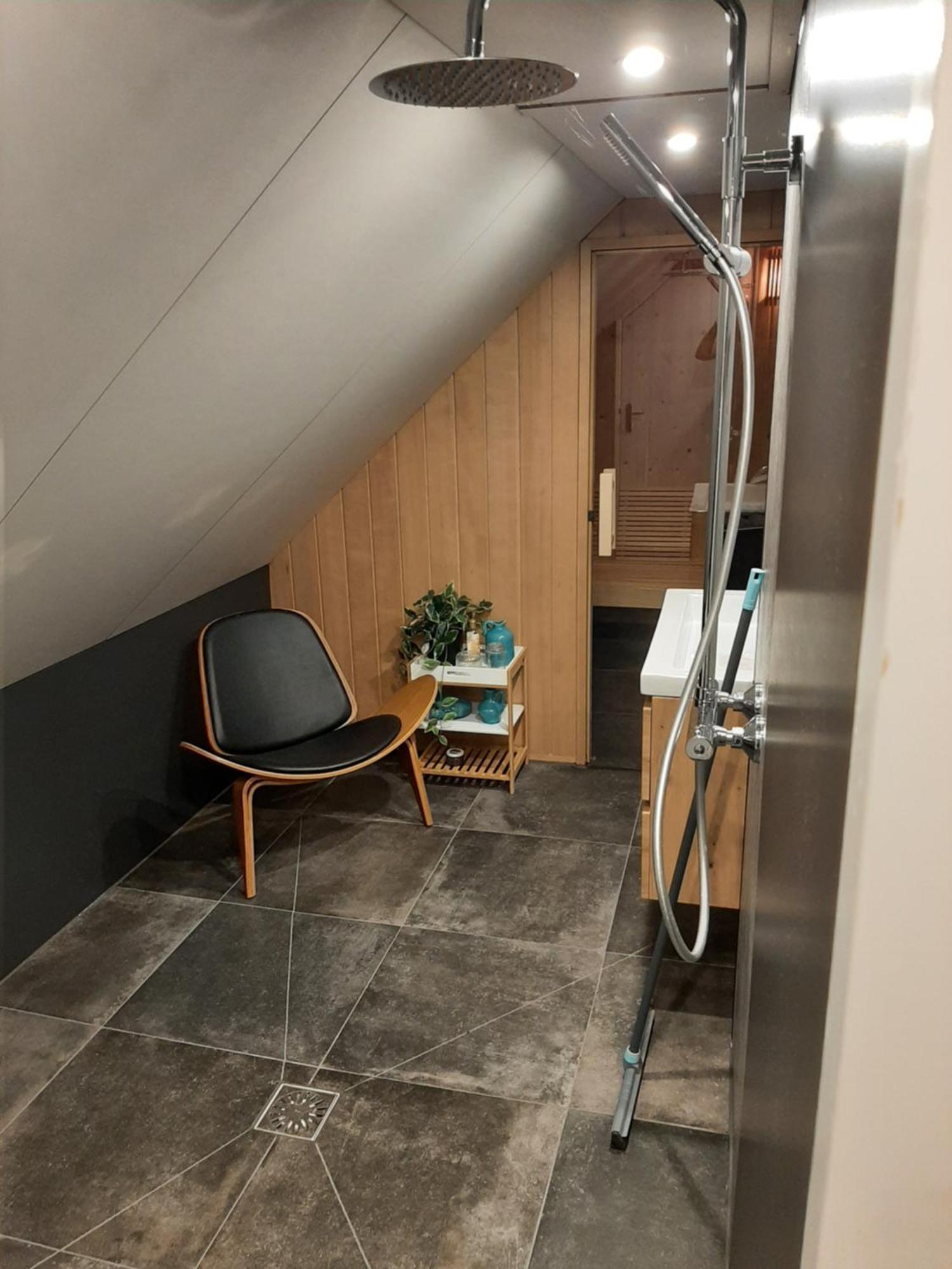 Loft De Hooizolder Met Sauna Bij Te Boeken Gees エクステリア 写真