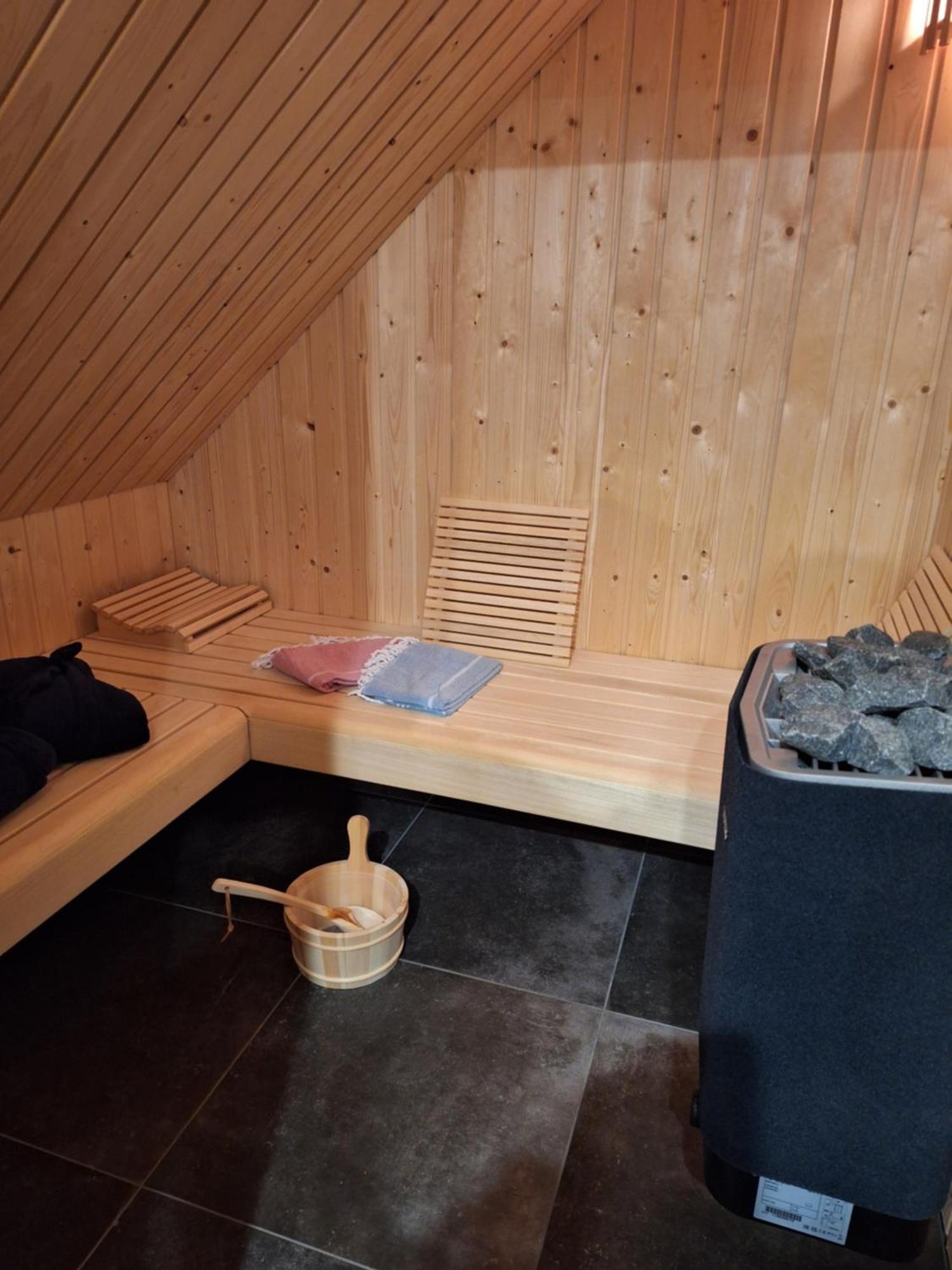 Loft De Hooizolder Met Sauna Bij Te Boeken Gees エクステリア 写真